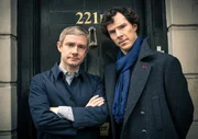 Kombinieren, deduzieren und Spuren lesen: Das sind Sherlock Holmes (Benedict Cumberbatch, re.) Stärken. Die Rolle des Trauzeugen, der auf der Hochzeitsfeier seines Freundes John Watson (Martin Freeman) eine gefühlvolle Rede halten soll, stellt ihn vor Probleme. Kombinieren, deduzieren und Spuren lesen: Das sind Sherlock Holmes (Benedict Cumberbatch, re.) Stärken. Die Rolle des Trauzeugen, der auf der Hochzeitsfeier seines Freundes John Watson (Martin Freeman) eine gefühlvolle Rede halten soll, stellt ihn vor Probleme.
