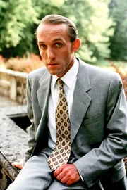 Stockinger Ernst (Karl Markovics).