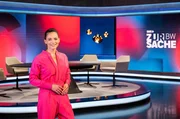 SWR ZUR SACHE! BADEN-WÜRTTEMBERG, "Politik - Debatte - Hintergrund". Moderatorin Alexandra Gondorf. SWR ZUR SACHE! BADEN-WÜRTTEMBERG, "Politik - Debatte - Hintergrund". Moderatorin Alexandra Gondorf.