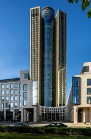 Der „Tower 185“ nahe des Messeturms in Frankfurt, 200 Meter hoch und mit 100.000 Quadratmetern Bürofläche. Der „Tower 185“ nahe des Messeturms in Frankfurt, 200 Meter hoch und mit 100.000 Quadratmetern Bürofläche.