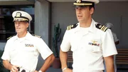 Captain Gary Hochausen (Gary Graham, l.), Harmon Rabb, Jr. (David James Elliott) Captain Gary Hochausen (Gary Graham, l.), Harmon Rabb, Jr. (David James Elliott)