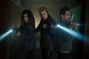 Kelly (Dana DeLorenzo, l.), Ruby Cross (Lucy Lawless), Pablo (Ray Santiago) Kelly (Dana DeLorenzo, l.), Ruby Cross (Lucy Lawless), Pablo (Ray Santiago)