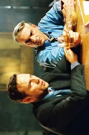 Christoph (Frank Behnke, l.) gesteht Felix (Christoph M. Ohrt, r.), eine Aff&auml;re mit Gabi gehabt zu haben. Der Fehltritt muss aber unbedingt geheim bleiben, um Christophs Ehe nicht zu gef&auml;hrden ...