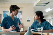 This Is Going to Hurt; Staffel 1, Folge 3; Ben Whishaw als Adam Kay, Ambika Mod als Shruti