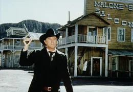 Reverend Rudd (Robert Mitchum) kommt in die Stadt, um den Tod seines Bruders zu r&auml;chen - und das erfolgreich ...
