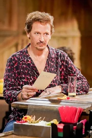Rod (Steve Valentine) Rod (Steve Valentine)