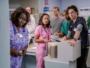 (v.li.): Aloma Wright (Nurse Roberts), Judy Reyes (Carla Espinosa), Scott Foley (Sean), Donald Faison (Chris Turk), Zach Braff (John ‚J.D.‘ Dorian). (v.li.): Aloma Wright (Nurse Roberts), Judy Reyes (Carla Espinosa), Scott Foley (Sean), Donald Faison (Chris Turk), Zach Braff (John ‚J.D.‘ Dorian).