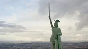 Um das Narrativ einer &uuml;berlegenen deutschen Rasse zu st&auml;rken, bediente man sich bei zahlreichen Figuren aus der germanischen Geschichte, darunter der Cheruskerf&uuml;rst Arminius.