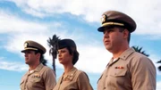 V.l.: Harmon Rabb, Jr. (David James Elliott), Sarah MacKenzie (Catherine Bell), Bud Roberts, Jr. (Patrick Labyorteaux)