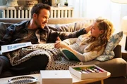 Aaron Paul als Cameron, Amanda Seyfried als Katie Davis