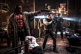 Hellboy (David Harbour, l.), Ben Daimio (Daniel Day Kim), Alice Monaghan (Sasha Lane, hinten)  Die Verwendung des sendungsbezogenen Materials ist nur mit dem Hinweis und Verlinkung auf TVNOW gestattet.; Hellboy (David Harbour, l.), Ben Daimio (Daniel Day Kim), Alice Monaghan (Sasha Lane, hinten)  Die Verwendung des sendungsbezogenen Materials ist nur mit dem Hinweis und Verlinkung auf TVNOW gestattet.