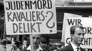 Proteste nach dem Freispruch Franz Murers 1963. Proteste nach dem Freispruch Franz Murers 1963.