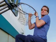 John C. McGinley (Dr. Perry Cox).