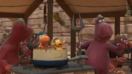 Der kleine Drache Kokosnuss und Matilda haben sich ihren Besuch im Fressdrachendorf anders vorgestellt.  Statt das verschwundene Feuergras zur&uuml;ckzubekommen sind sie jetzt als Beilage im Suppenkessel gelandet.