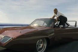 Dom (Vin Diesel) muss alles riskieren, um Shaw zu stoppen und sein eigenes Leben zu retten...