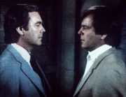 Jonathan (Robert Wagner, r.) steht seinem zweiten Ich, Simon Brewster, gegenüber. Was hat das zu bedeuten? Jonathan (Robert Wagner, r.) steht seinem zweiten Ich, Simon Brewster, gegenüber. Was hat das zu bedeuten?