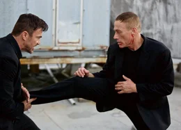 Radovan Brokowski (Daniel Bernhardt, l.) und Phillip (Jean-Claude Van Damme)  Die Verwendung des sendungsbezogenen Materials ist nur mit dem Hinweis und Verlinkung auf TVNOW gestattet.