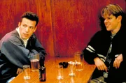 Chuckie (Ben Affleck, l.); Will Hunting (Matt Damon, r.)