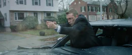 Der korrupte Cop Nivens (Jay Courtney) ger&auml;t zusehends unter Druck.