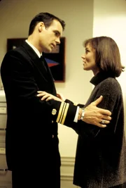 Harmon Rabb, Jr. (David James Elliott), Annie Pendry (Daphne Ashbrook)