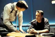 FBI Special Agent Al Grenin (Marty Rackham, l.), Harmon Rabb, Jr. (David James Elliott)