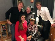 V.l.: Gastgeber Oliver, Sanja, J&uuml;rgen, Sigrid und Chris.