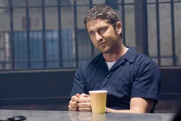 Erst viel sp&auml;t erkennen Staatsanwalt Nick Rice und seine Kollegen, dass Clyde Shelton (Gerard Butler) w&auml;hrend seiner Milit&auml;rzeit Spezialist im Ausschalten von Personen wurde, ohne sich in deren N&auml;he zu befinden