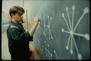 Will Hunting (Matt Damon) arbeitet als Reinigungskraft an der Uni und ist ein mathematisches Genie. Als er eine Preisfrage von Professor Lambeau l&ouml;st, wird dieser auf Wills Begabung aufmerksam.