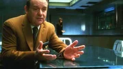 Auf einer Technoparty wird ein junger Mann ermordet aufgefunden. Brass (Paul Guilfoyle) verhört die Verdächtigen. Auf einer Technoparty wird ein junger Mann ermordet aufgefunden. Brass (Paul Guilfoyle) verhört die Verdächtigen.