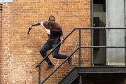 Ray Cannon (Edwin Hodge)