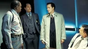 V.l.: Agent Marvin Novack (Shashawnee Hall),Special Agent Clayton Webb (Steven Culp), FBI Special Agent Al Grenin (Marty Rackham), Harmon Rabb, Jr. (David James Elliott)