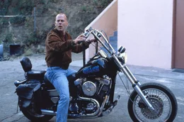 Der Boxer Butch (Bruce Willis) hat eine gef&auml;hrliche Entscheidung getroffen und muss nun vor seinen Feinden fliehen.
