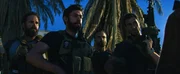 L-R: Boon (David Denman), Jack Silva (John Krasinski), Tig (Dominic Fumusa) und Tanto (Pablo Schreiber)
