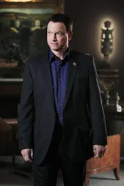 Det. Mac Taylor (Gary Sinise)