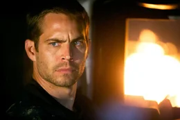 Bei seinen Undercover-Ermittlungen in einem anderen Fall trifft Brian (Paul Walker) einen alten Bekannten wieder ...
