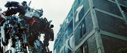 Optimus Prime (Bild) und seine Autobots m&uuml;ssen nicht nur die Menschheit und ihre Erde retten, sondern auch das gesamte Universum ...