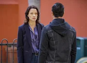 Sarah Raines (Scottie Thompson)