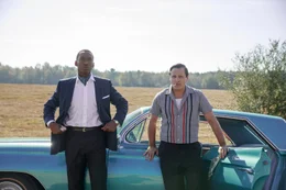 Gemeinsam unterwegs: (l-r) Mahershala Ali als Dr. Donald Shirley, Viggo Mortensen als Tony Lip