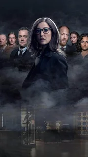 Als die zehnjährige Emma spurlos verschwindet, unterstützt die umstrittene Rechtspsychologin Dr. Jasmin Braun (Alexandra Maria Lara, Mi.) die Polizei bei der Auswertung der Zeugenaussagen. Wer sagt wirklich die Wahrheit? Und wer möchte womöglich sogar ganz bewusst etwas verheimlichen? Die Zeugen: (v.l.) Amin Halba (Rauand Taleb), Ruth Meller (Ursula Werner), Theresa Stern (Milena Tscharnthe), Max Felsner (Sylvester Groth), Dr. Konrad (Johann von Bülow), Johanna Weiher (Hanna Plaß), Carla Perera (Nilam Faro).