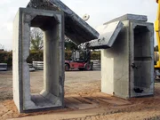 Unreinforced concrete breaking. Unreinforced concrete breaking.