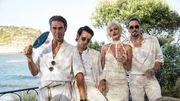 L-R: Caballero (Jon Kortajarena), Rober (Marcel Borr&agrave;s), La Rubia (Teresa Riott) und Fausti (Jason Day).