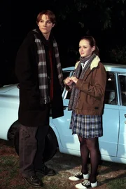 Als Dean Rory ein Auto schenken will, welches er selber wieder flott gemacht hat, mischt sich pl&ouml;tzlich Richard ein.