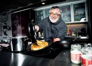 SRF bi de Lüt – Männerküche - Renzo Bomio aus Hünenberg ZG, Folge 5. Renzo Bomio SRF bi de Lüt – Männerküche - Renzo Bomio aus Hünenberg ZG, Folge 5. Renzo Bomio