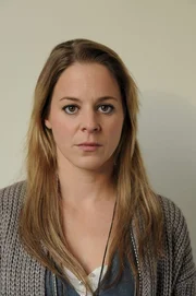 Angelika Flierl (Bernadette Heerwagen) Angelika Flierl (Bernadette Heerwagen)