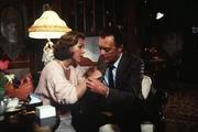 Christa (Gaby Dohm) und Prof. Brinkmann (Klausjürgen Wussow) haben eine ernste Aussprache in ihrem Haus. Christa (Gaby Dohm) und Prof. Brinkmann (Klausjürgen Wussow) haben eine ernste Aussprache in ihrem Haus.