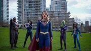 (v.l.n.r.) Hank Henshaw alias J'onn J'onzz (David Harewood); Alex Danvers alias Sentinal (Chyler Leigh); Kara alias Supergirl (Melissa Benoist); Brainiac-5 (Jesse Rath); Nia Nal alias Dreamer (Nicole Maines)