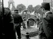 Arbeiten an der Berliner Mauer. Arbeiten an der Berliner Mauer.