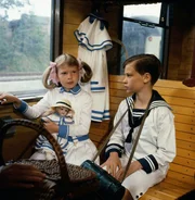 Die Bahnfahrt von Annemarie (Kathrin Toboll) und Klaus (Florian Baier) wird zu einem aufregenden Abenteuer.