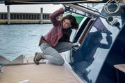 Gef&auml;hrlicher Einsatz: Ina Behrendsen (Julia Brendler) sammelt auf eigene Faust Beweise auf der Luxusyacht von Motivationstrainer Philipp Vandamm.