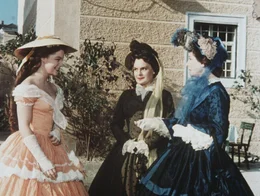 L-R: Romy Schneider als Sissi, Magda Schneider als  Duchess Ludovika, Vilma Degischer als Archduchess Sophie